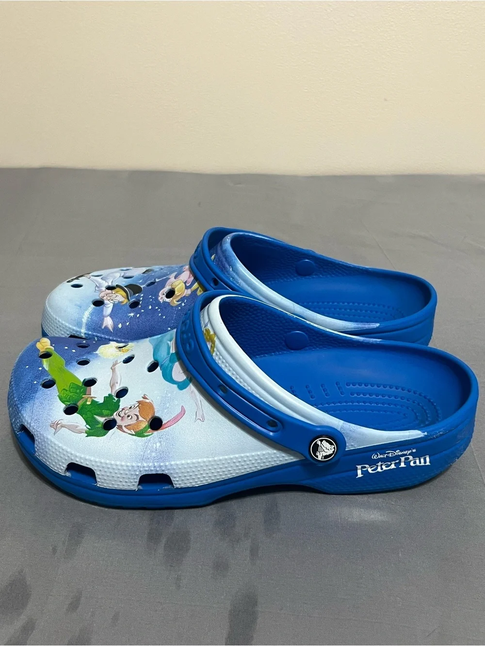 Crocs Blue Multicolor Peter Pan Disney Clogs Adult Unisex M10 W12
